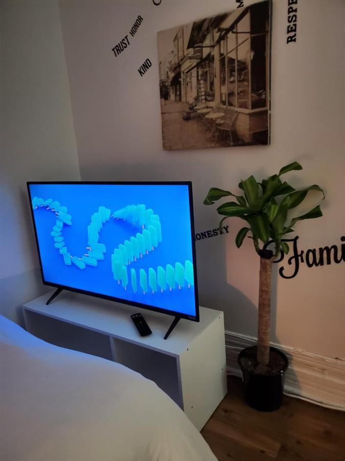 Booking-Eddy- Single Room With Self Check-In Hull 外观 照片