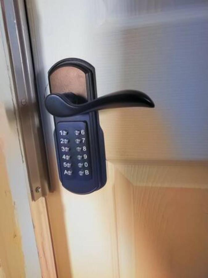 Booking-Eddy- Single Room With Self Check-In Hull 外观 照片